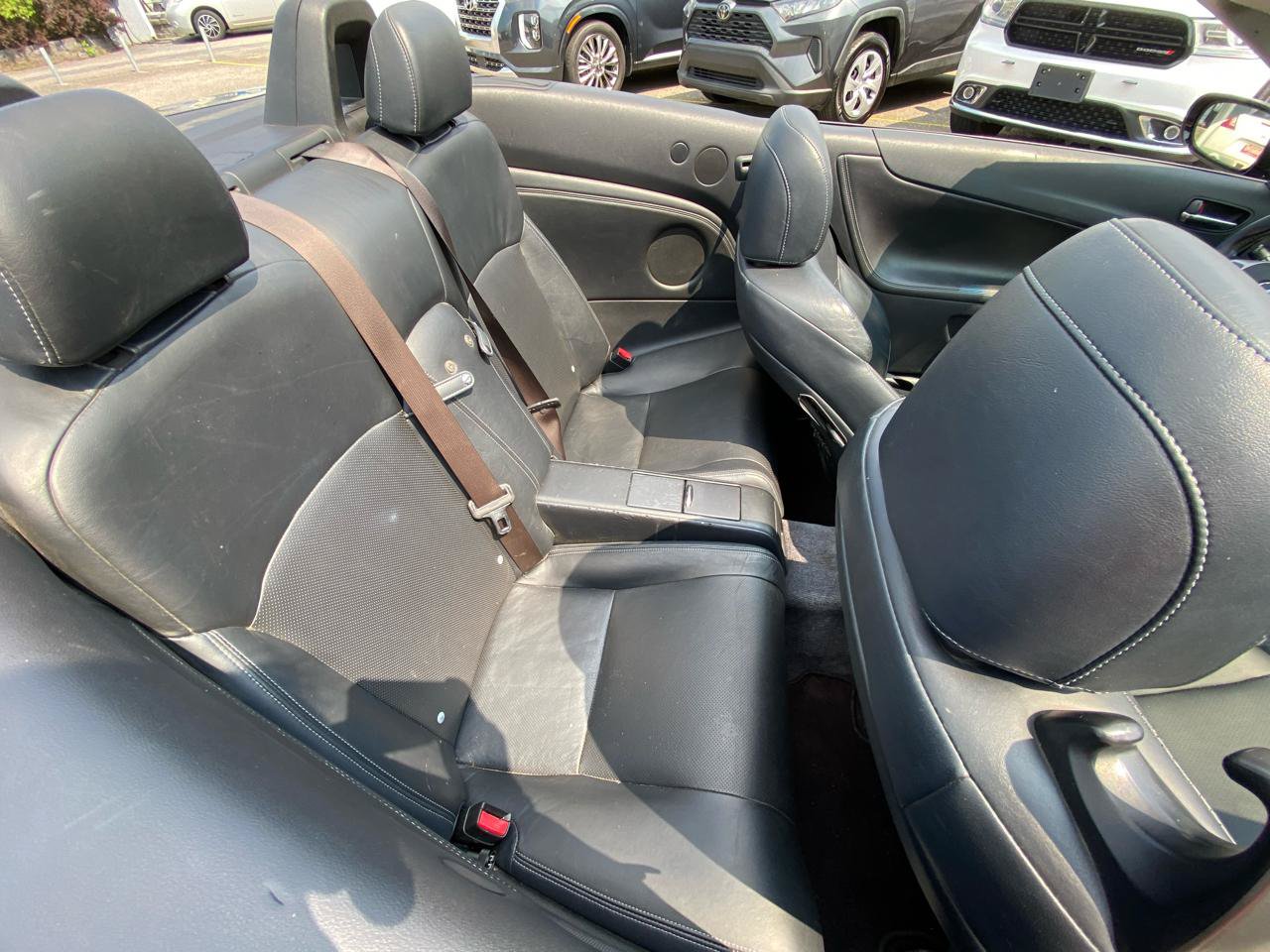Used 2012 Lexus IS 250C w/ Luxury Pkg RWD image 16
