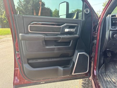 Used 2020 RAM 2500 Laramie AWD/4WD image 13