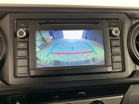 Used 2016 Toyota Tacoma SR RWD image 22
