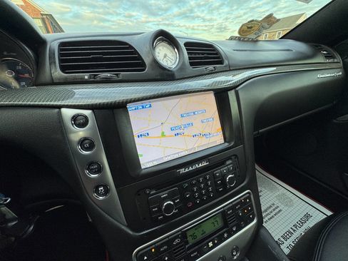 Used 2014 Maserati GranTurismo Sport image 24