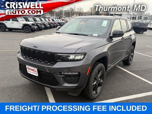 New 2025 Jeep Grand Cherokee Limited w/ Black Appearance Package image 1