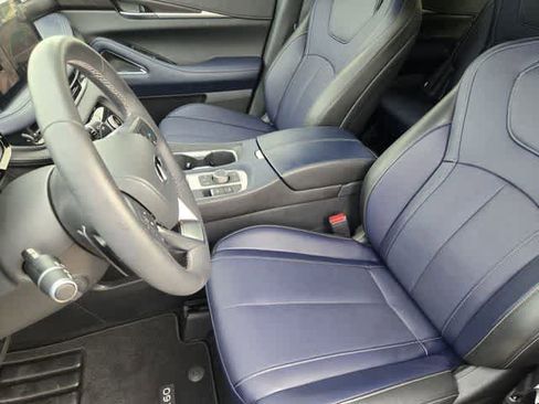 Certified 2026 INFINITI QX60 Sport w/ Dark Cargo Package AWD/4WD image 9