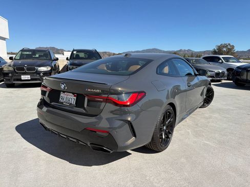Used 2024 BMW M440i Coupe RWD image 4