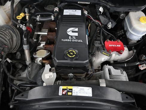 Used 2018 RAM 2500 Limited image 48