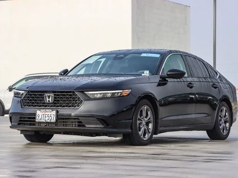 Certified 2023 Honda Accord EX image 5