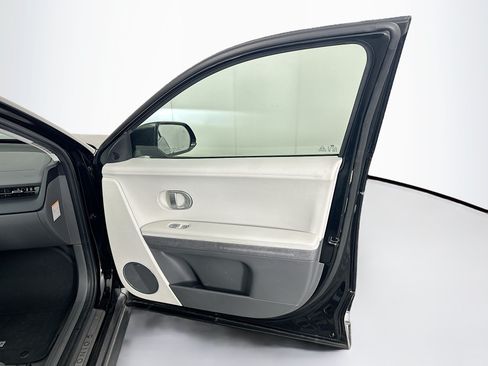 Used 2024 Hyundai Ioniq 5 Limited RWD image 32
