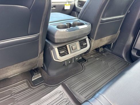 New 2025 Ford F150 Lariat w/ Equipment Group 501A Mid image 13