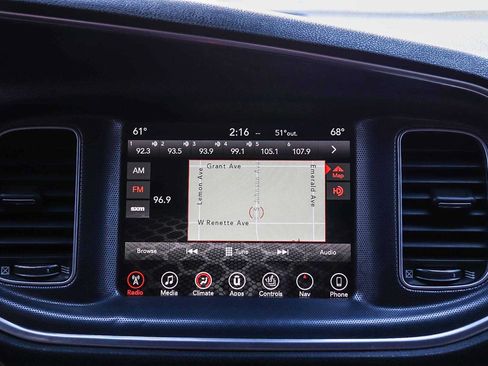 Used 2017 Dodge Charger R/T Scat Pack w/ Technology Group RWD image 15