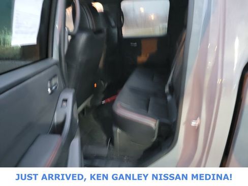 Certified 2024 Nissan Frontier PRO-4X w/ Pro Premium Package image 17
