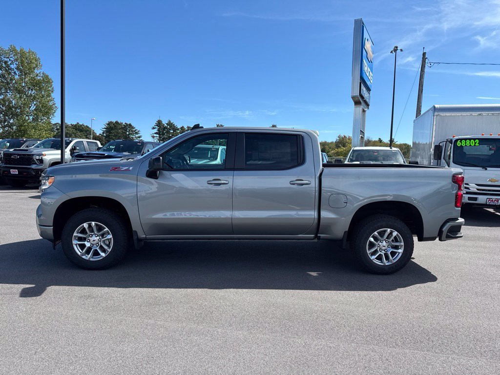 New 2026 Chevrolet Silverado 1500 RST w/ Z71 Off-Road Package AWD/4WD image 9