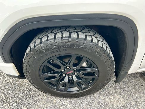 Used 2022 GMC Sierra 1500 Elevation AWD/4WD image 18