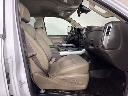 Used 2018 Chevrolet Silverado 2500 LTZ w/ Duramax Plus Package image 4