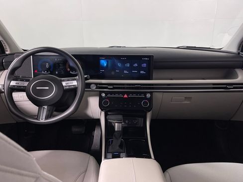 Used 2025 Hyundai Tucson SEL AWD/4WD image 14