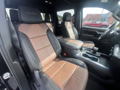 New 2025 Chevrolet Silverado 1500 High Country w/ High Country Premium Package image 18
