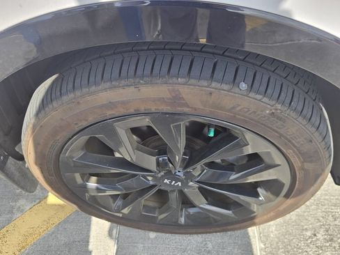 Used 2021 Kia Sorento SX FWD image 6