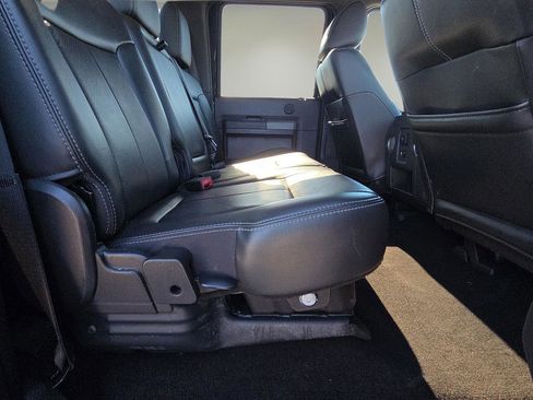 Used 2011 Ford F250 Lariat w/ Lariat Interior Pkg image 20