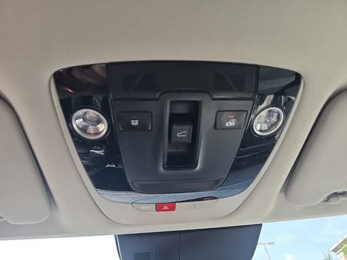 Used 2025 Kia Sportage EX w/ Premium Package FWD image 46