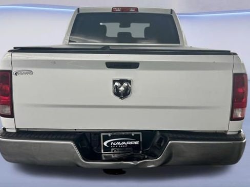 Used 2020 RAM 1500 Tradesman w/ Chrome Appearance Group RWD image 8