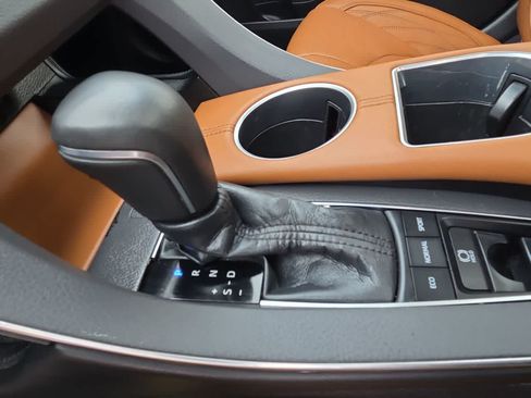 Used 2019 Toyota Avalon Limited FWD image 21