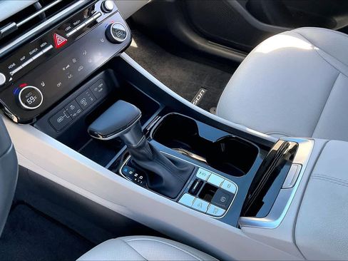 Used 2025 Hyundai Tucson SEL image 17