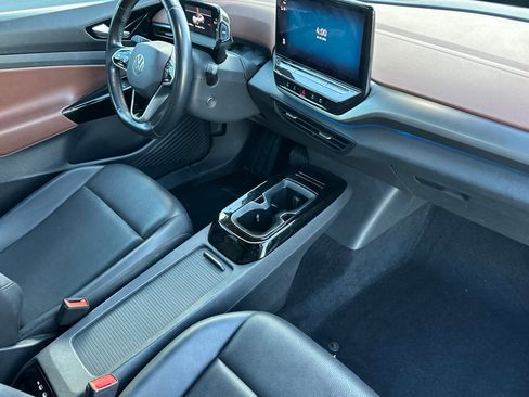 Used 2021 Volkswagen ID.4 Pro S image 16