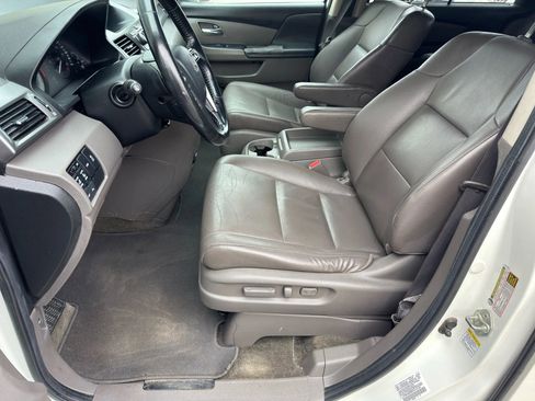 Used 2014 Honda Odyssey Touring image 6