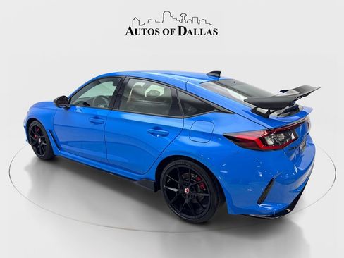 Used 2023 Honda Civic Type R image 9
