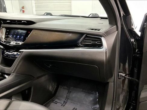 Used 2024 Cadillac XT6 Sport w/ LPO, Onyx Lite Package AWD/4WD image 19