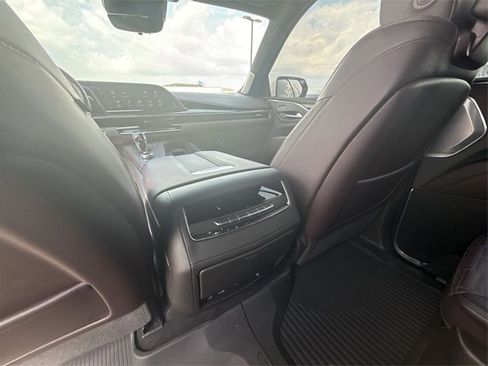 Used 2023 Cadillac Escalade V w/ Heavy-Duty Trailer Package image 20