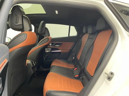Certified 2025 Mercedes-Benz GLC 300 4MATIC image 20