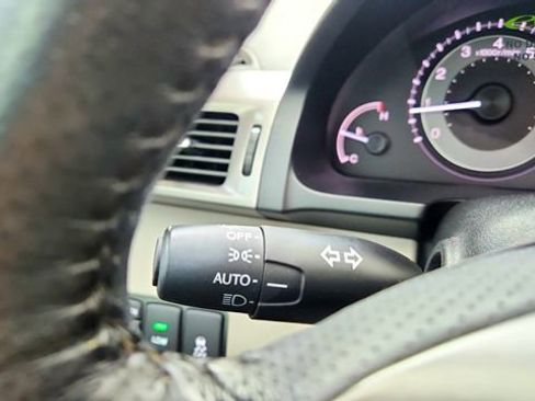 Used 2015 Honda Odyssey EX-L image 46