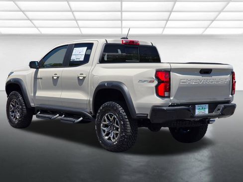 New 2026 Chevrolet Colorado ZR2 w/ Technology Package AWD/4WD image 15