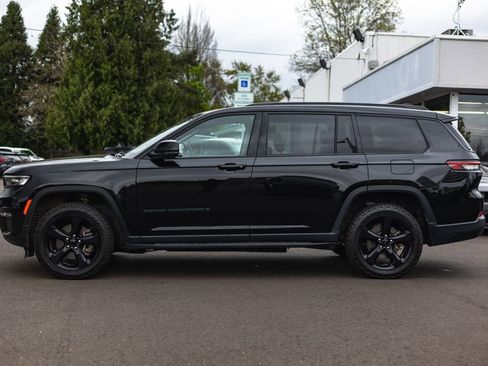 Used 2023 Jeep Grand Cherokee L Limited w/ Luxury Tech Group II AWD/4WD image 12