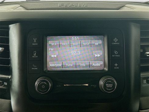 Used 2024 RAM 2500 Tradesman w/ Chrome Appearance Group image 17