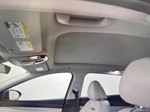 Used 2025 Hyundai Tucson Limited image 8