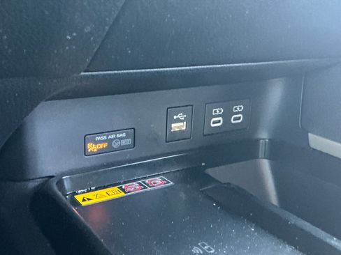 Used 2026 Toyota Camry LE FWD image 31