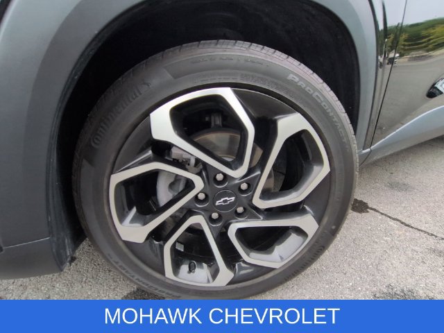 Certified 2024 Chevrolet Trax RS w/ Sunroof Package FWD image 33