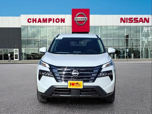 New 2026 Nissan Rogue SV image 2