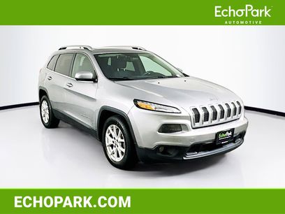 Used 2017 Jeep Cherokee Latitude w/ Comfort/Convenience Group
