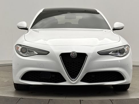 Used 2021 Alfa Romeo Giulia Sprint w/ Sun & Sound Package image 2