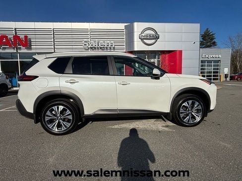 Certified 2023 Nissan Rogue SV w/ SV Premium B Package image 19