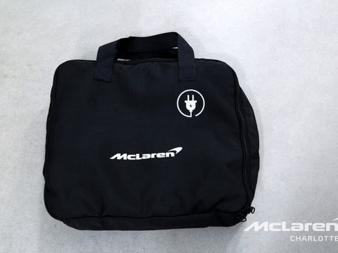 Used 2025 McLaren Artura Spider image 21