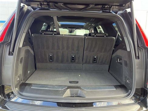 Certified 2024 Cadillac Escalade Premium Luxury w/ Performance Package image 8