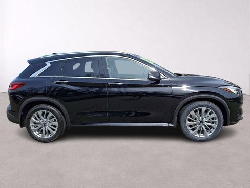 Used 2023 INFINITI QX50 Luxe AWD/4WD image 10