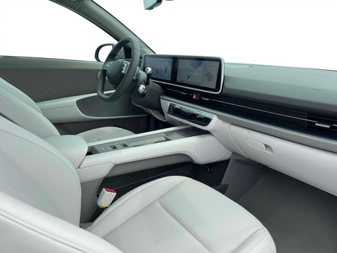 New 2025 Hyundai Ioniq 6 SEL AWD/4WD image 15