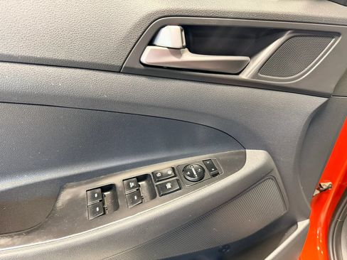 Used 2016 Hyundai Tucson Sport FWD image 6