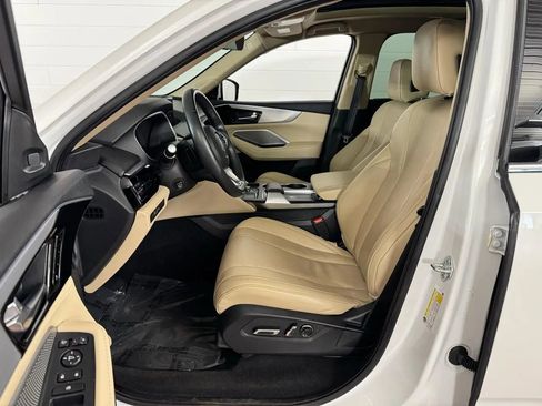 Used 2023 Acura MDX SH-AWD w/ Technology Package image 12