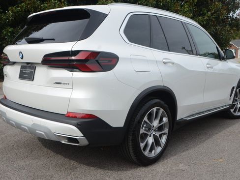 Used 2026 BMW X5 xDrive40i w/ Premium Package AWD/4WD image 21