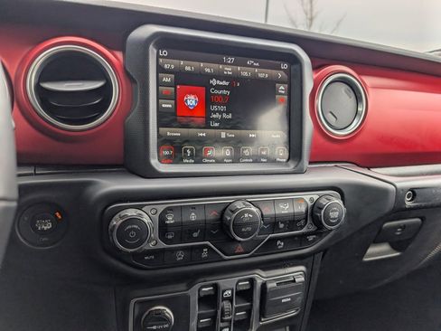 Used 2018 Jeep Wrangler Unlimited Rubicon image 17