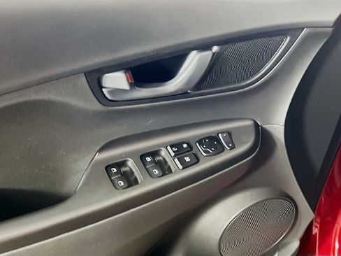Certified 2023 Hyundai Kona SE AWD/4WD image 17